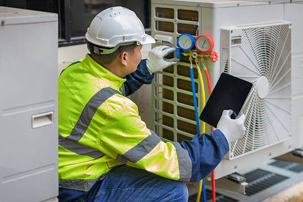 Professional Hvac Installation technician working in Fate, TX